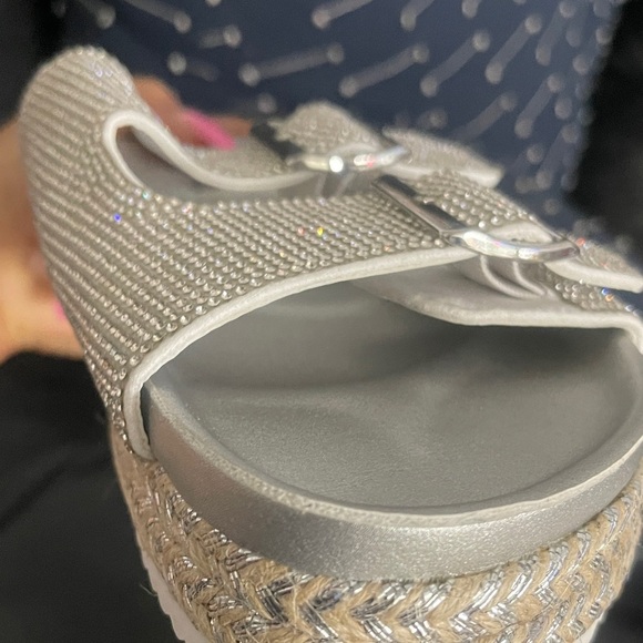 SOLD - Picture 5 of 6